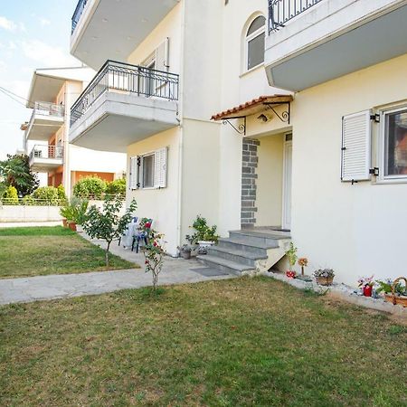 La Casa - Traditionally Elegant Apt 38M2 W Prk Grd ヨアニナ エクステリア 写真