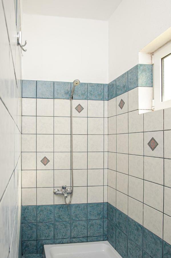 La Casa - Traditionally Elegant Apt 38M2 W Prk Grd ヨアニナ エクステリア 写真