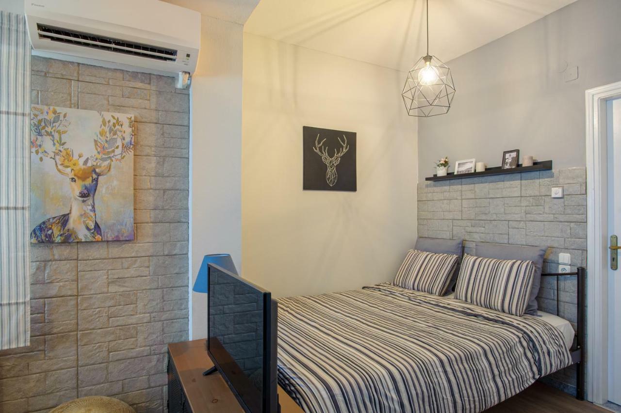 La Casa - Traditionally Elegant Apt 38M2 W Prk Grd ヨアニナ エクステリア 写真